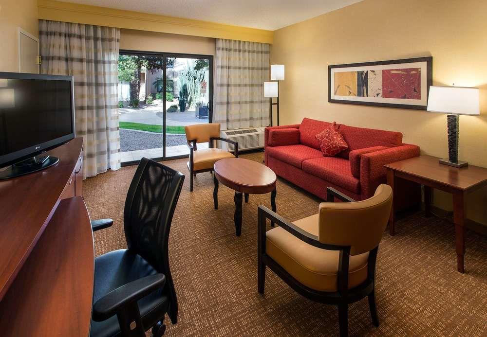 Courtyard By Marriott Phoenix Mesa Eksteriør billede