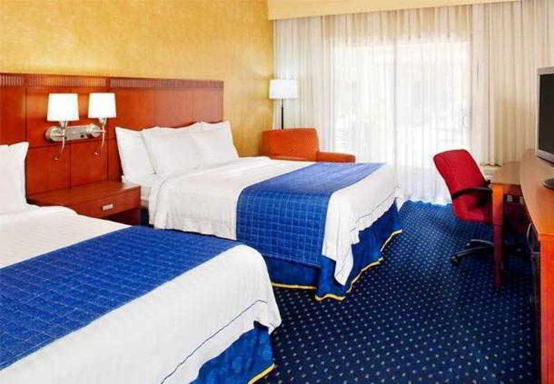 Courtyard By Marriott Phoenix Mesa Værelse billede